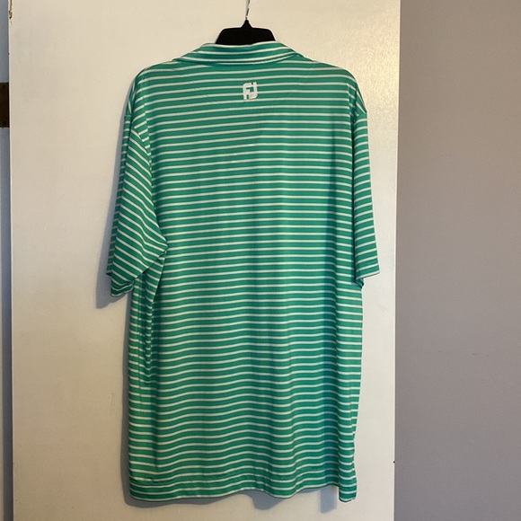 FootJoy Men’s Short Sleeve Golf Shirt - Picture 4 of 6